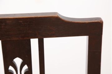 アンティーク家具　古い洋館のシックな椅子(イス)　