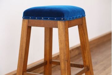 美品!古い木の角スツール(椅子・イス)　