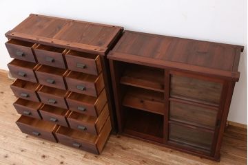 極上!美品!状態抜群の作りの上質な三尺引き出し収納棚(薬箪笥)