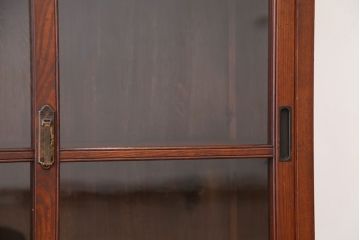 アンティーク家具　☆素敵なデザイン!古い薬屋の二段重ね収納棚(飾り棚・食器棚)(ガラスケース)