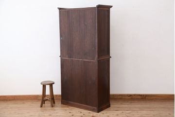 アンティーク家具　☆素敵なデザイン!古い薬屋の二段重ね収納棚(飾り棚・食器棚)(ガラスケース)