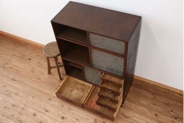 美品!前面桑材の美しい結霜ガラス茶箪笥(収納棚・食器棚)