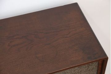 美品!前面桑材の美しい結霜ガラス茶箪笥(収納棚・食器棚)