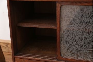 美品!前面桑材の美しい結霜ガラス茶箪笥(収納棚・食器棚)