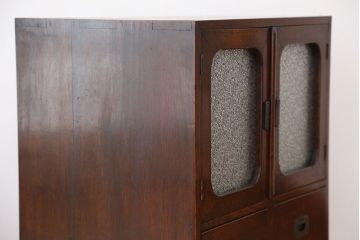 アンティーク家具　アンティーク　総楢材!上質なダイヤガラス収納棚(チェスト)