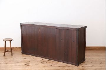 アンティーク家具　古民具・骨董　味のあるシンプルな収納棚(下駄箱、水屋箪笥)