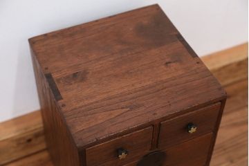 アンティーク家具　アンティーク　可愛いデザイン!総桐小引き出し(小物入れ)