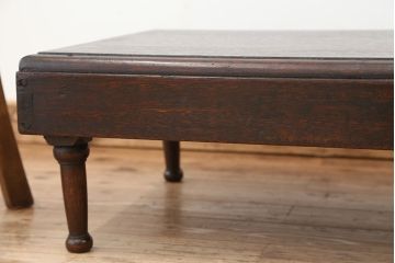 アンティーク家具　珍品!珍しいデザインの角ちゃぶ台