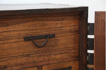 アンティーク家具　古民具・骨董　観音開き時代箪笥ローボード(ローチェスト)