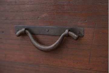 アンティーク家具　古い時代箪笥ローボード(ローチェスト)