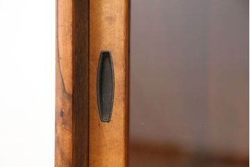 アンティーク家具　古いお家の上品な二段重ね茶箪笥(飾り棚・食器棚)