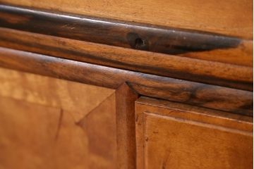 アンティーク家具　古いお家の上品な二段重ね茶箪笥(飾り棚・食器棚)