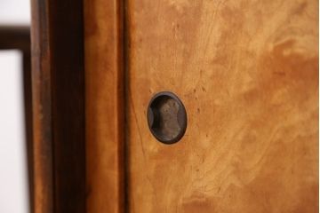 アンティーク家具　古いお家の上品な二段重ね茶箪笥(飾り棚・食器棚)