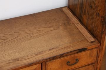 アンティーク家具　古いお家の上品な二段重ね茶箪笥(飾り棚・食器棚)