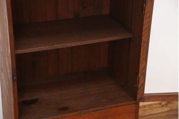 アンティーク家具　アンティーク　古い木のシンプルな鉄脚収納棚