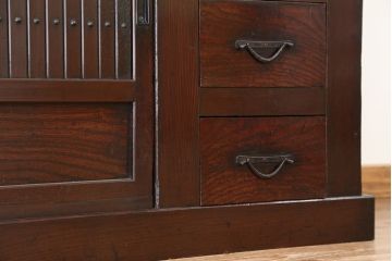 アンティーク家具　重厚!昇り引き出し付き六尺水屋箪笥(食器棚、収納棚)