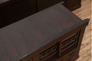 アンティーク家具　重厚!昇り引き出し付き六尺水屋箪笥(食器棚、収納棚)