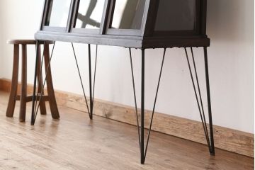 アンティーク家具　アンティーク　古いタバコ屋の鉄脚ガラスケース(ショーケース)