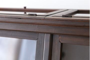 アンティーク家具　アンティーク　古いタバコ屋の鉄脚ガラスケース(ショーケース)
