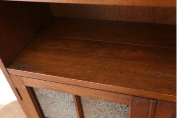 アンティーク家具　素敵なデザイン!古い洋館の結霜ガラス・ナラ材ブックケース(本箱、本棚)
