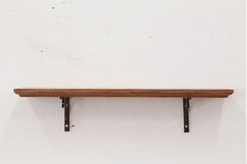 アンティーク雑貨　アンティークな雰囲気!　ホワイトアッシュ材のブラックアイアンステー壁面飾り棚【小】(色=ナチュラルブラウン)(1)