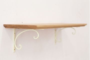 アンティーク雑貨　アンティークな雰囲気!ホワイトアッシュ材のホワイトアイアンステー壁面飾り棚【中】(色=ナチュラルホワイト)(1)