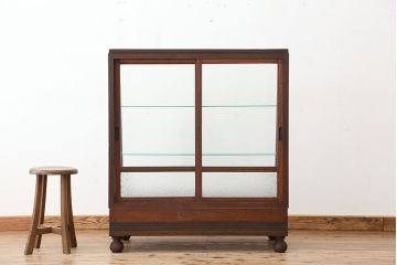 アンティーク家具　アンティーク　素敵なデザイン!古いタバコ屋の台形ガラスケース