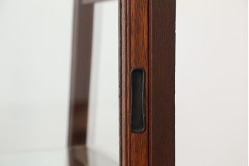 アンティーク家具　アンティーク　素敵なデザイン!古いタバコ屋の台形ガラスケース
