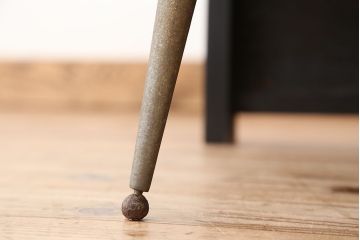 レトロ家具　アンティーク　古い駄菓子屋のレトロな台形ガラスケース?(ショーケース)