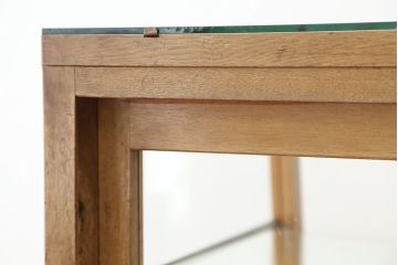 レトロ家具　アンティーク　古い駄菓子屋のレトロな台形ガラスケース?(ショーケース)