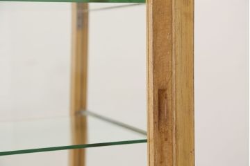 レトロ家具　アンティーク　古い駄菓子屋のレトロな台形ガラスケース?(ショーケース)