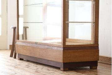レトロ家具　アンティーク　レトロな引き出し付きガラスケース(ショーケース)