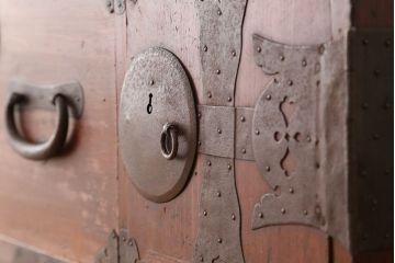 アンティーク家具　古民具・骨董　古いお家の時代箪笥ローボード?(ローチェスト)