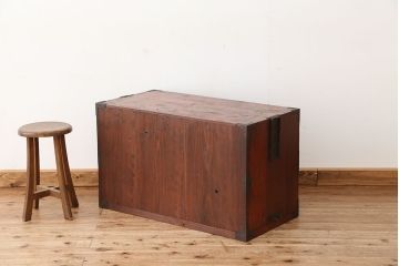 アンティーク家具　古民具・骨董　古いお家の時代箪笥ローボード?(ローチェスト)