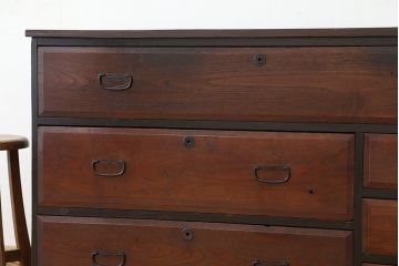 アンティーク家具　アンティーク　シックな時代箪笥ローチェスト(ローボード)