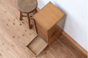 アンティーク家具　アンティーク　古い木の小さなカルテケース(書類棚、カードケース、図書館、図書室)(2)