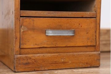 アンティーク家具　アンティーク　古い木の小さなカルテケース(書類棚、カードケース、図書館、図書室)