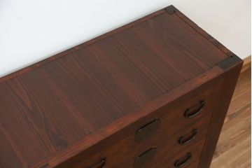 アンティーク家具　古民具・骨董　古い欅材の木目の素晴らしい上質な時代箪笥サイドボード(水屋箪笥、ローチェスト、食器棚、収納棚)