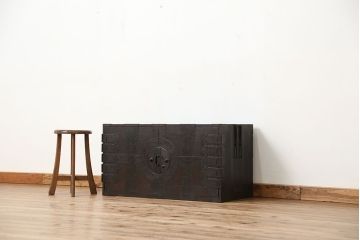アンティーク家具　古民具・骨董　古いお家の観音開き時代箪笥ローボード(ローチェスト)