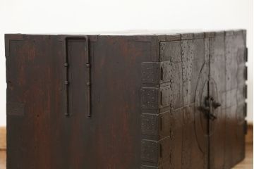 アンティーク家具　古民具・骨董　古いお家の観音開き時代箪笥ローボード(ローチェスト)