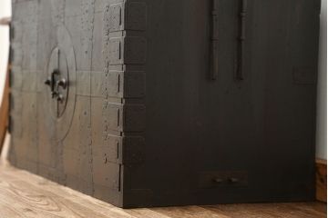 アンティーク家具　古民具・骨董　古いお家の観音開き時代箪笥ローボード(ローチェスト)
