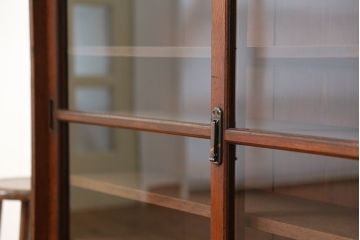 アンティーク家具　アンティーク　希少!珍しいサイズの薄型収納棚(本棚、飾り棚)