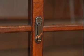 アンティーク家具　アンティーク　希少!珍しいサイズの薄型収納棚(本棚、飾り棚)