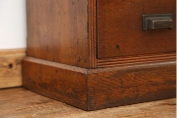 アンティーク家具　アンティーク　希少!珍しいサイズの薄型収納棚(本棚、飾り棚)