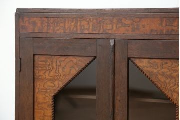 アンティーク家具　アンティーク　古い木の小振りな本箱