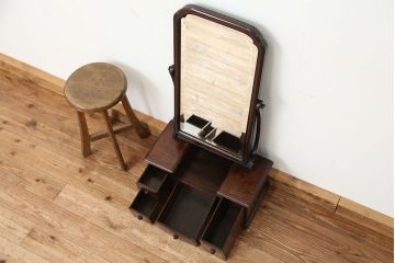 アンティーク家具　古民具・骨董　時代物　総唐木材の上質な鏡台(姿見)