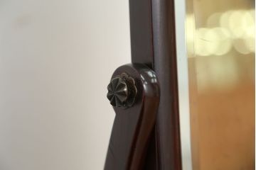 アンティーク家具　古民具・骨董　時代物　総唐木材の上質な鏡台(姿見)