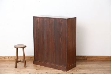 アンティーク家具　アンティーク　高級品!三方ケヤキ材の上質な収納棚(飾り棚、茶箪笥)