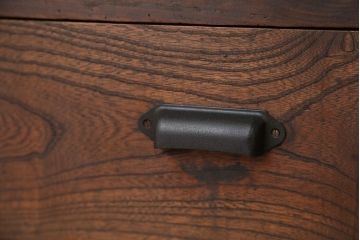 アンティーク家具　☆古民具・骨董　使い込まれたダイヤガラス二段重ねアンティーク食器棚(収納棚)
