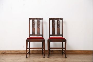 アンティーク家具　イギリスアンティーク　彫刻!オーク材ダイニングチェア　2脚セット(英国・椅子)
